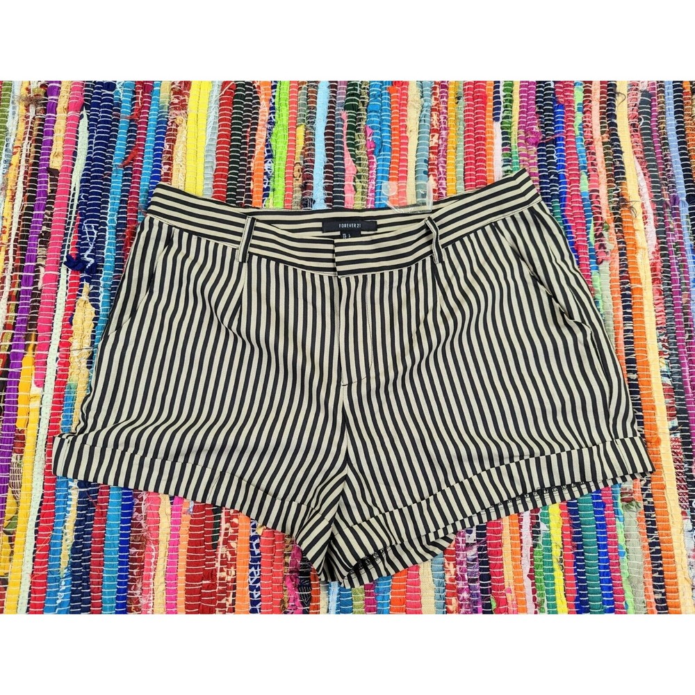 NWOT Forever 21 Women's L Silky Polyester Striped Shorts Chino Cuffed 2"  Inseam